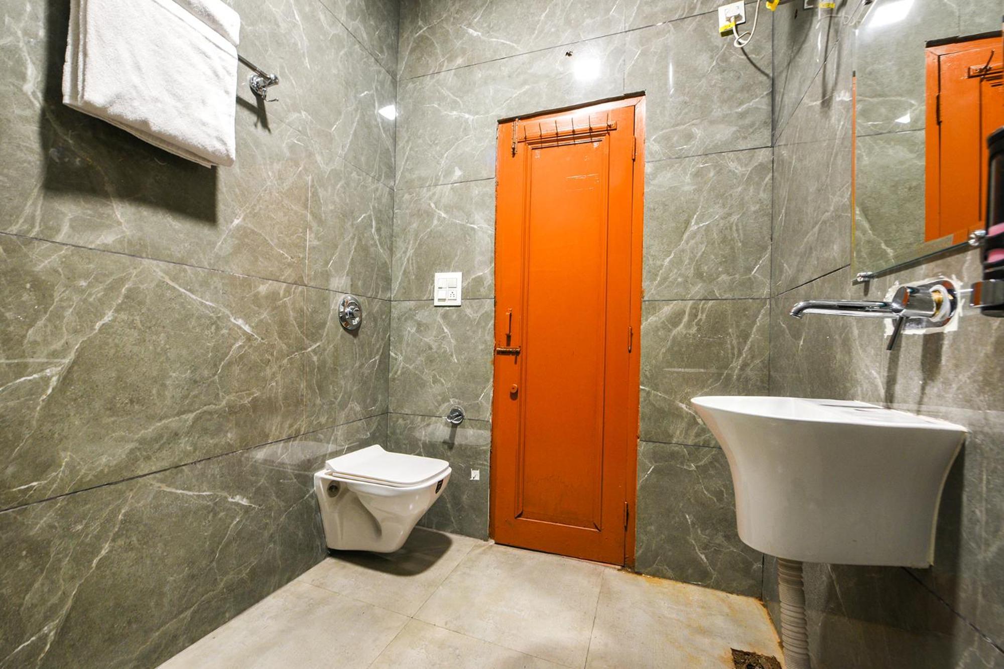 Fabhotel Alpine Tree Амритсар Экстерьер фото
